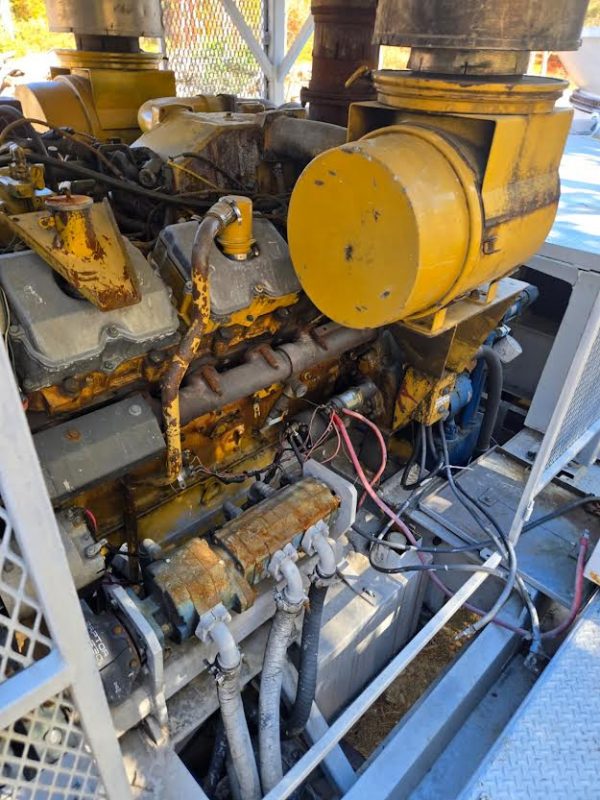 1997 Diamond Z PWG 1463B Tub Grinder with Cat Engine - Image 12