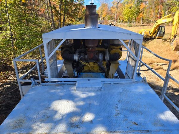 1997 Diamond Z PWG 1463B Tub Grinder with Cat Engine - Image 7